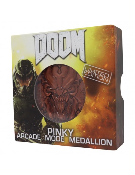 -16291-Merchandising - DOOM Limited Edition Pinky Medallion-5060662466762