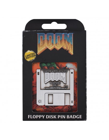 -16534-Merchandising - Pin Doom Floppy Disk Pin Badge 4.5 cm-5060948297257